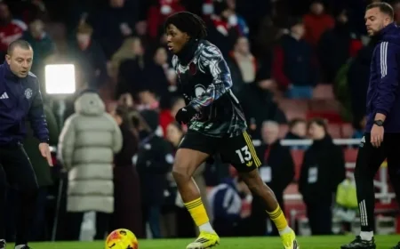 Michael Carrick Updates on Patrick Dorgu’s Injury Status