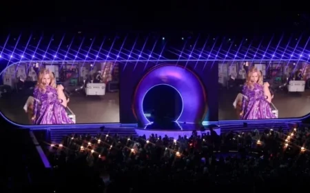 Addison Rae Shines with “Fame Is a Gun” Performance at 2026 Grammys