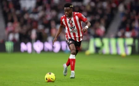AS Monaco Pursues Sunderland’s Simon Adingra in Deadline Day Transfer