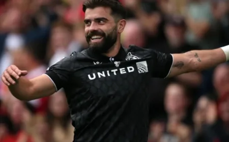 Elliot Lee Joins Doncaster on Loan from Wrexham