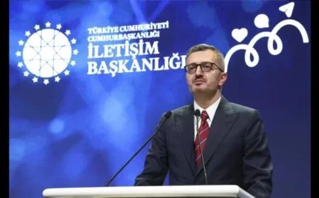 Duran Addresses Social Media Responsibility, Freedom, and Security Panel