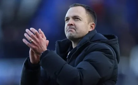 Birmingham, West Brom & Leicester Target Premier League Midfielder in Last-Minute Move