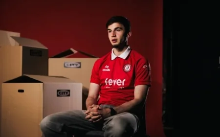 Eile Joins City: A Major Signing Announcement