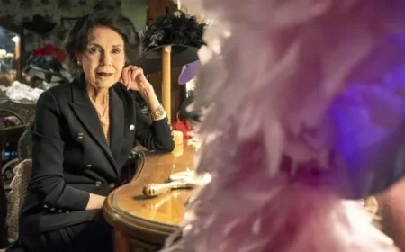 Yvonne LaFleur Reviews Grammys Fashion and Chappell Roan’s Style