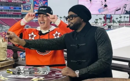 Subban Highlights Upper Deck’s New NHL Cards at Stadium Series Event