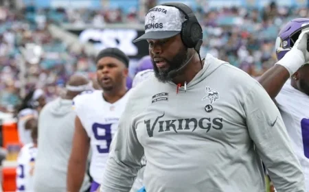 Cowboys Hire Marcus Dixon, Reuniting Him with Christian Parker