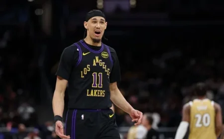 Lakers’ Jaxson Hayes Suspended for Shoving Wizards Mascot