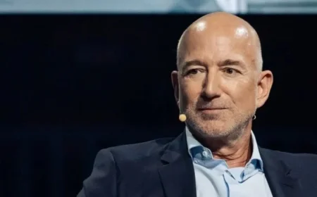 Jeff Bezos Reaffirms Commitment to Washington Post Despite Major Layoffs, Editor Says