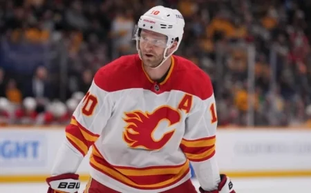 Flames’ Jonathan Huberdeau Undergoes Hip Surgery, Out for Season