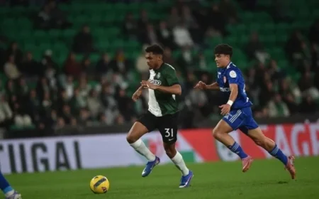 Luís Guilherme Scores First Goal for Sporting (Video)
