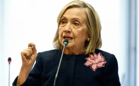 Hillary Clinton Urges Public Hearing in Epstein House Investigation