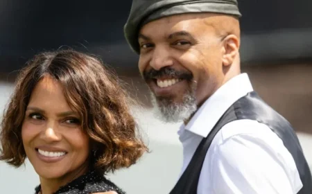 Halle Berry Announces Engagement to Van Hunt