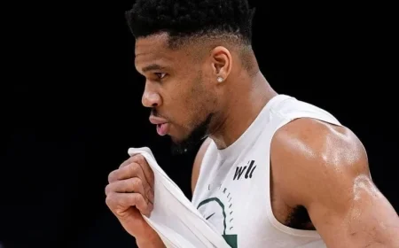 Giannis Antetokounmpo Praises Bucks’ Decision: ‘Legends Don’t Chase’