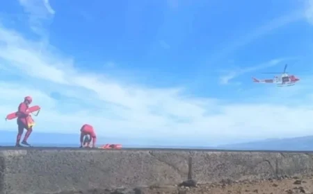 Tourist Fatality Raises Alert for 20ft Waves in Canary Islands