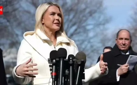 Karoline Leavitt Criticizes Celebrities’ Anti-ICE Remarks at 2026 Grammys