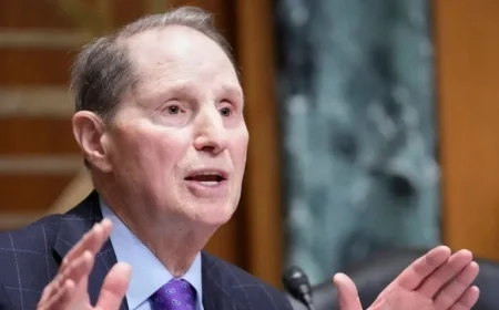 Oregon Senator Warns: ICE Leveraging Private Data as a Weapon