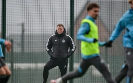 Eddie Howe Updates on Gordon and Bruno Before Brentford Match