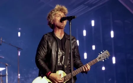 Billie Joe Armstrong Urges ICE Agents to Resign, Criticizes Trump at Super Bowl Party