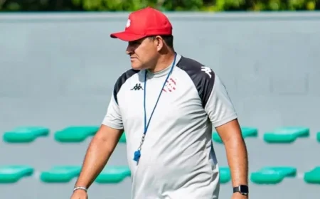 Flávio Tinoco Rallies Alvirrubra Fans for “Bangu Day” Event