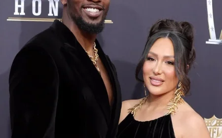 Seahawks’ Lawrence Prepared for Pregnant Wife’s Labor During Super Bowl 2026