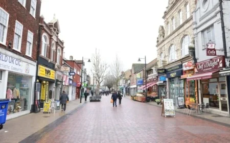 Abandoned Shops Reflect Decline in Once-Thriving UK Town