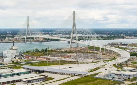 Trump Vows to Block New Detroit-Canada Bridge Opening