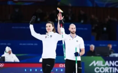 Vasai MBBS Student Heroically Saves Passenger on Goa-Mumbai Flight