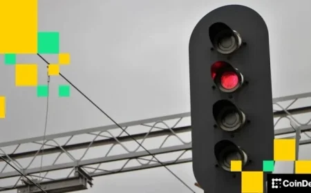 Bitcoin Encounters New Resistance at $71,000