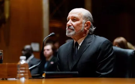 U.S. Commerce Secretary Lutnick Denies Epstein Ties Amid Resignation Calls