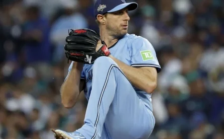 Blue Jays Consider Reunion with Max Scherzer