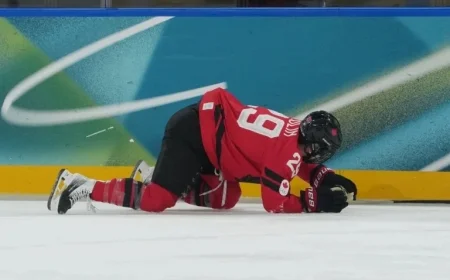 Top Women’s Hockey Player Injured During Game