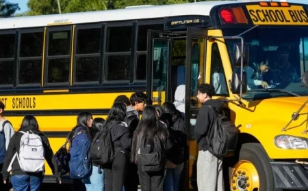 Seattle Schools Stay Open for Parade; Absences Not Excused