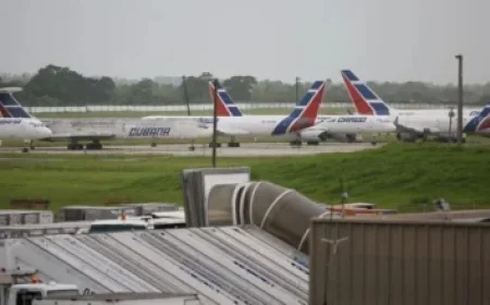 Myles Garrett Playfully Teases Micah Parsons Over Caleb Williams Remarks