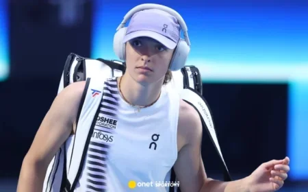 Iga Świątek Addresses Poles After Major Victory in Doha