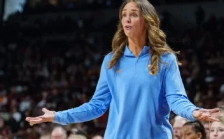 Legendary Olympian Stuns Crowd with Uphill Cross-Country Ski Sprint