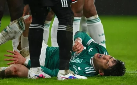 Wataru Endo Injury Deepens Liverpool’s Crisis During Sunderland Match