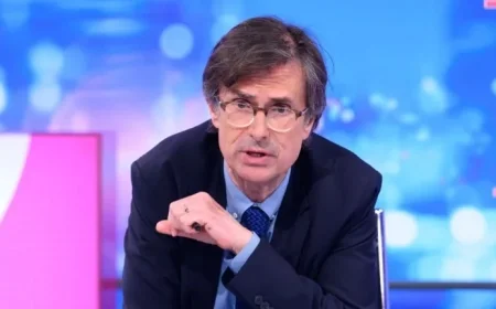 Peston Discusses Key Economic Trends and Insights