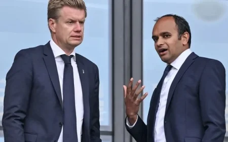 Tottenham Dismisses Frank Amid Lack of Succession Strategy