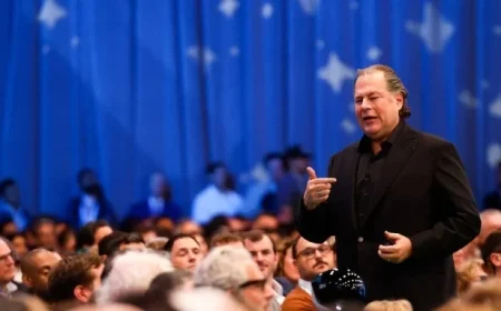 Salesforce Shares Benioff’s Keynote, Omits His ICE Jokes