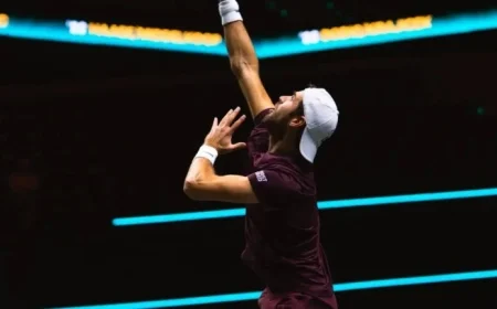 Khachanov Secures Opening Victory