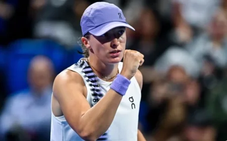 Iga Świątek Overcomes Setback with Stunning Comeback!