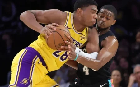 Lakers Forward Becomes Ideal Free Agent for Spurs
