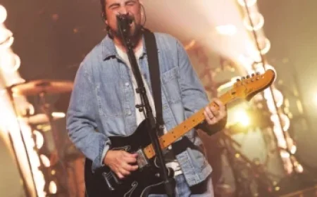 Telus CEO Change Sparks Questions on Board’s 14-Year Oversight