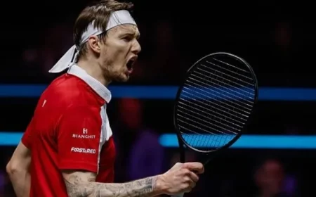 Bublik Displays Consistency, Faces Munar in Rotterdam Quarterfinals