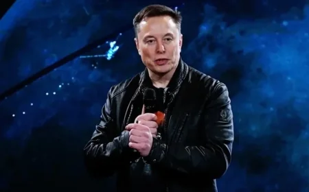 Elon Musk Prioritizes Moon City Development Over Mars Expedition