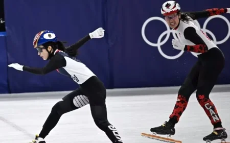 Courtney Sarault Secures Team’s Relay in 3000m Short Track Speed Skating