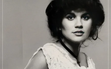 Linda Ronstadt Regrets Singing This One Song