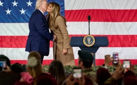 Melania’s Valentine’s Message Awkwardly Embarrasses Donald On-Stage