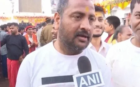 Devotees Pray for India’s Victory Over Pakistan in T20 World Cup Clash