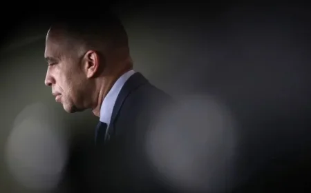 Jeffries Intensifies Gerrymandering Battle to Secure House Control